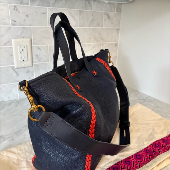 Tory Burch navy leather bag with hot red stitching - Picture 6 of 6